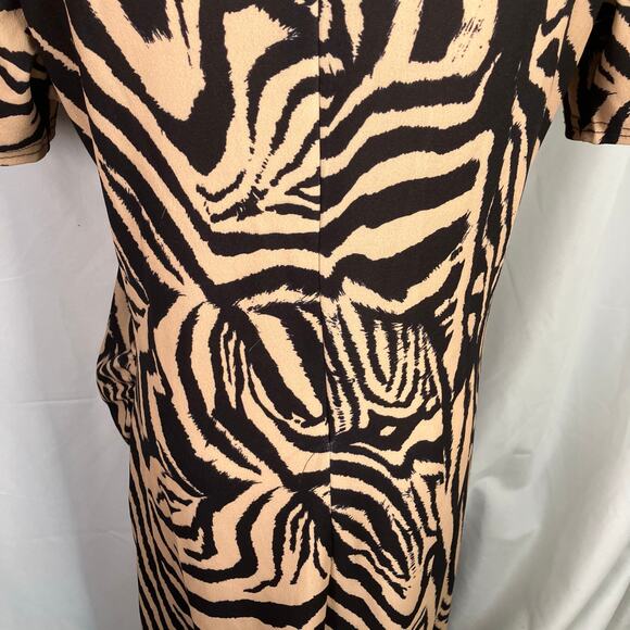 Queen B Maternity Animal Print Midi Dress Tan Black Size 16 Short Sleeve Zip - Picture 15 of 16